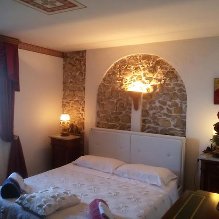 B&B Da Paolo Con Vista Lago Di Garda サン・ゼーノ・ディ・モンターニャ エクステリア 写真