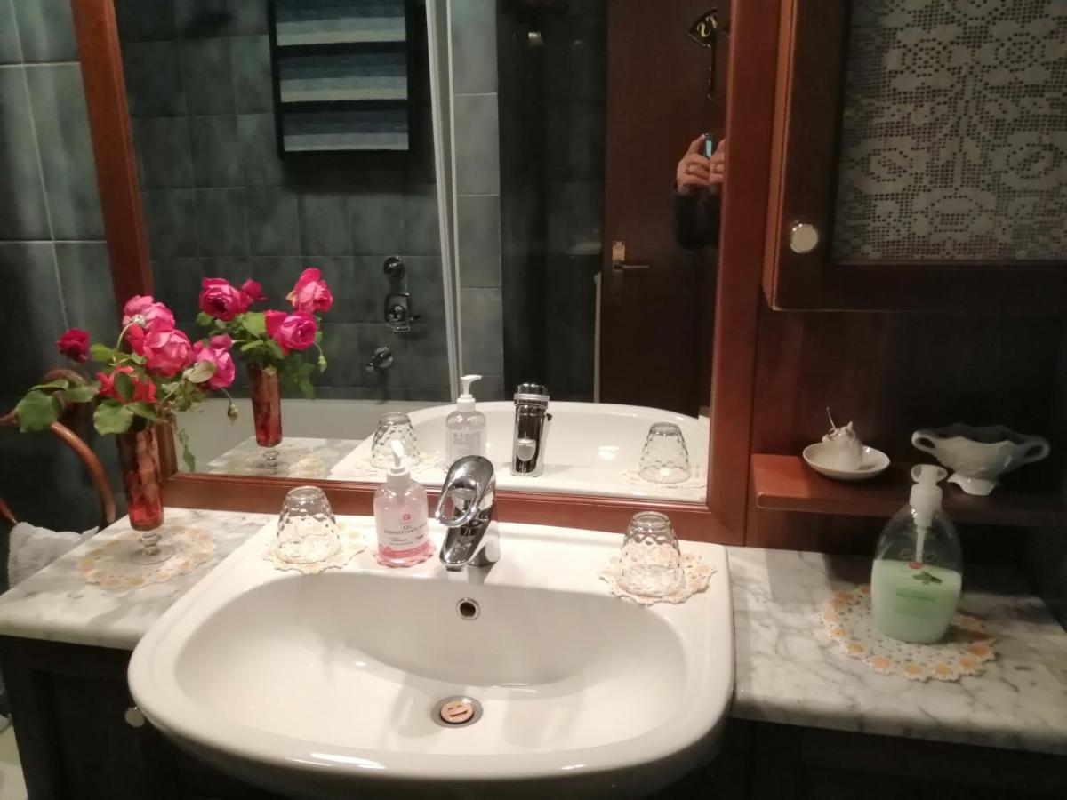 B&B Da Paolo Con Vista Lago Di Garda サン・ゼーノ・ディ・モンターニャ エクステリア 写真