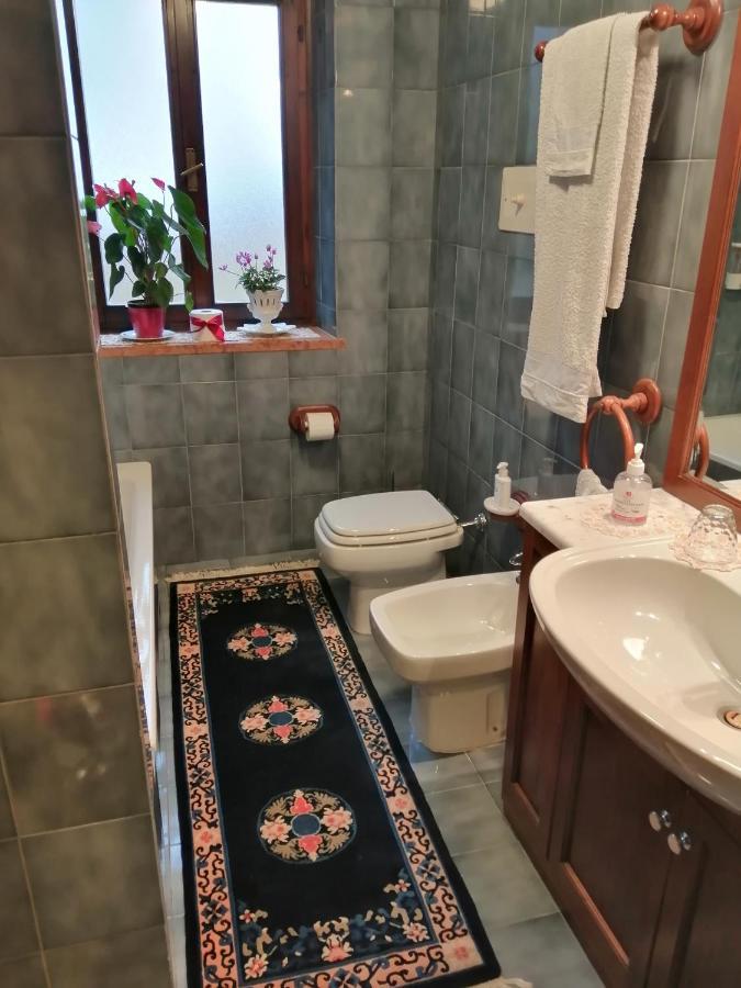 B&B Da Paolo Con Vista Lago Di Garda サン・ゼーノ・ディ・モンターニャ エクステリア 写真