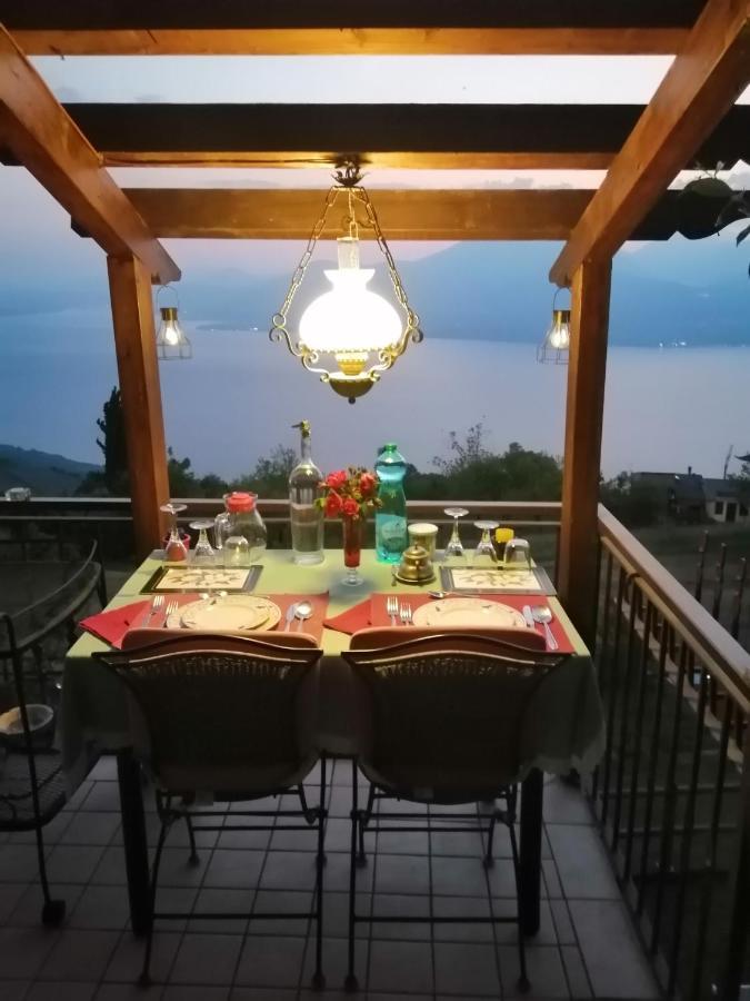 B&B Da Paolo Con Vista Lago Di Garda サン・ゼーノ・ディ・モンターニャ エクステリア 写真