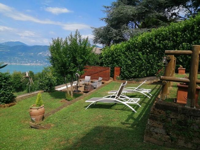B&B Da Paolo Con Vista Lago Di Garda サン・ゼーノ・ディ・モンターニャ エクステリア 写真