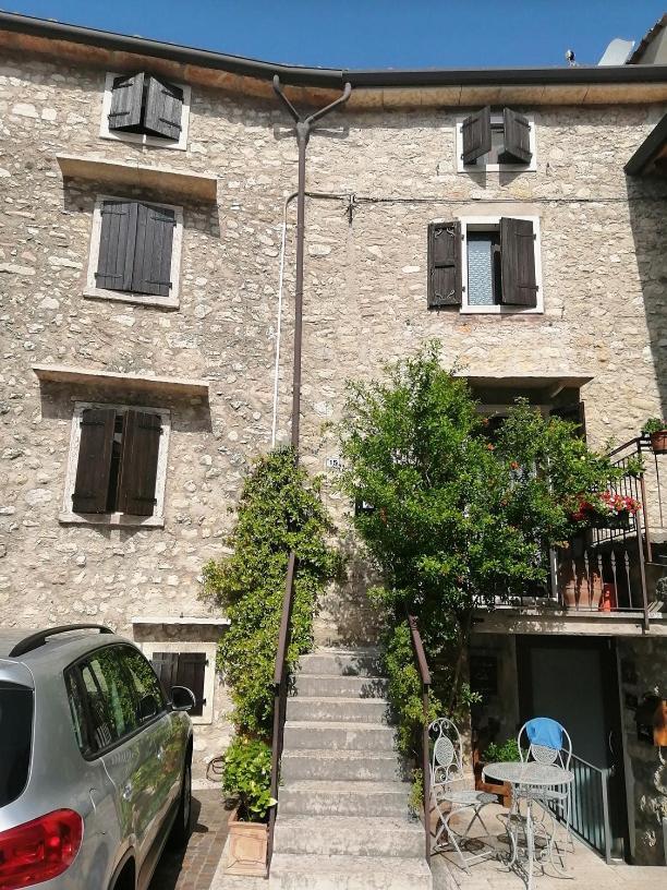 B&B Da Paolo Con Vista Lago Di Garda サン・ゼーノ・ディ・モンターニャ エクステリア 写真