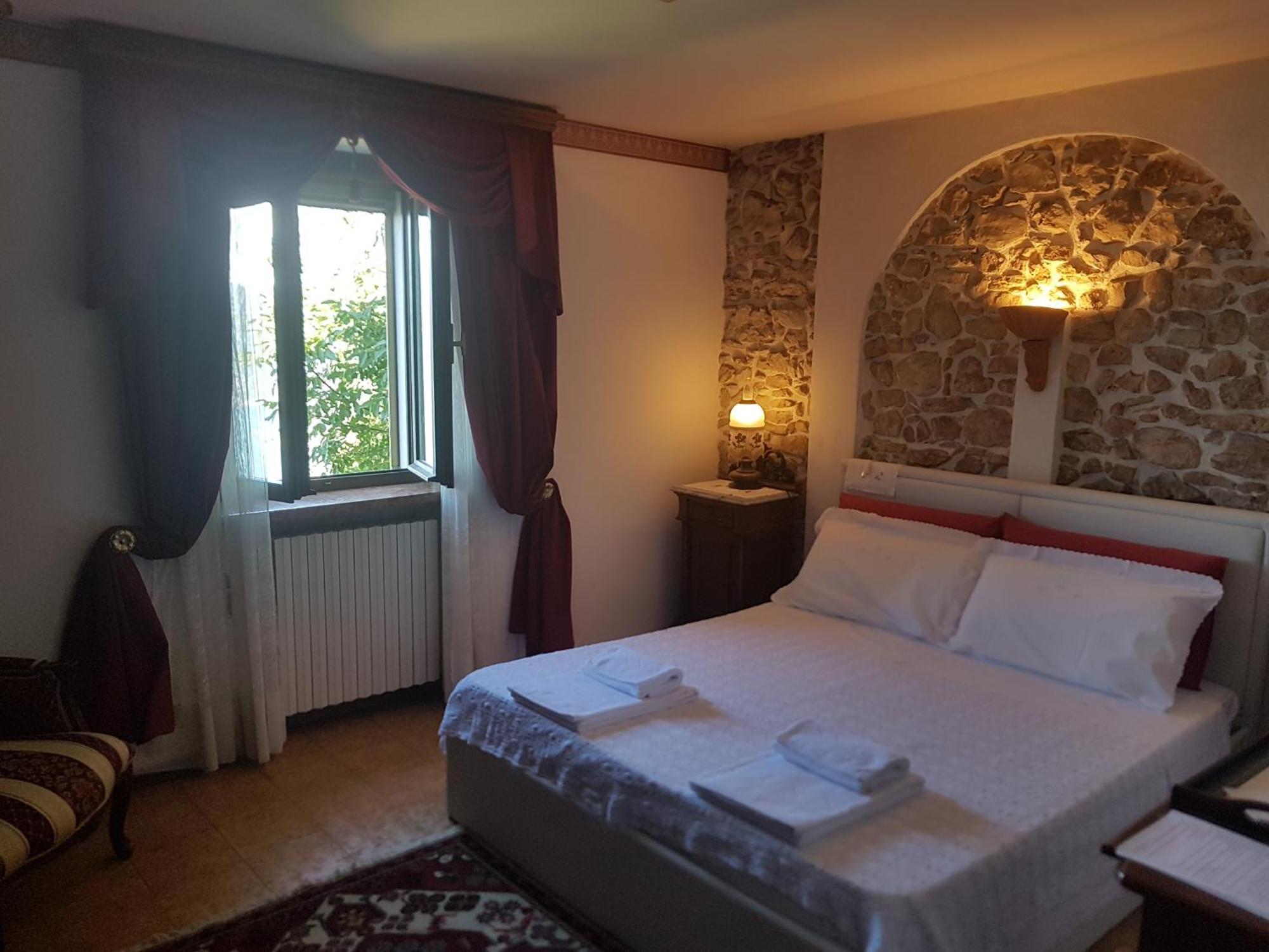 B&B Da Paolo Con Vista Lago Di Garda サン・ゼーノ・ディ・モンターニャ エクステリア 写真